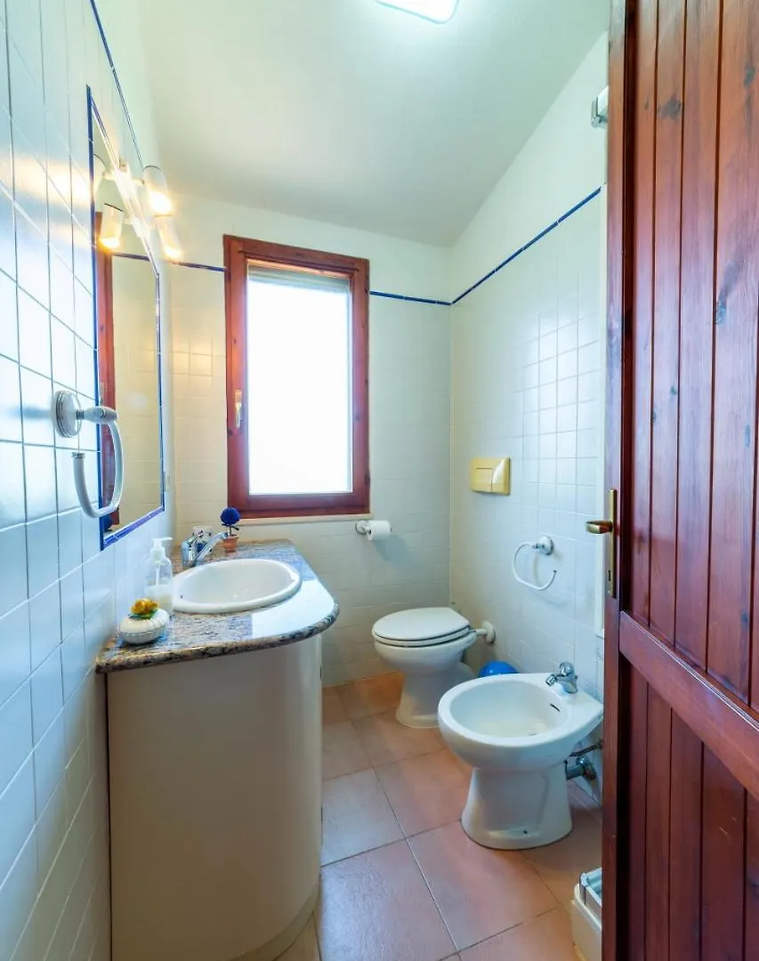 Near The Beach, 2Parking, Bbq, Wifi, Air Conditioning Torre delle Stelle 0*,  Italy